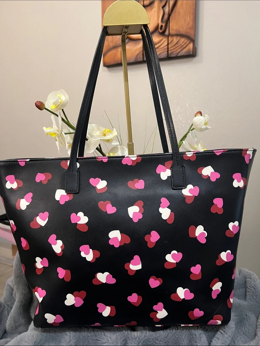 Kate Spade Margareta Black Tote with Pink and White Heart Print EUC retail $359
